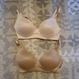 Victoria's Secret Women's Beige and Light Brown Bras